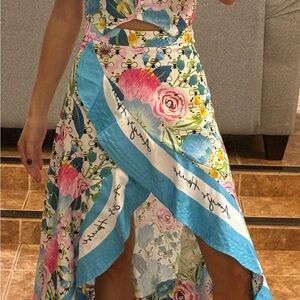 L’Atiste skirt and top SIZE small